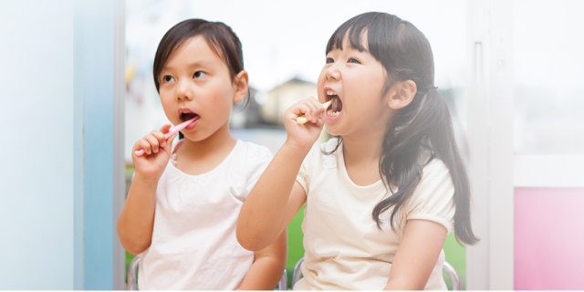 お子さんの歯は家族と歯科医院で協力して守る